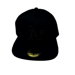 Hat-1097