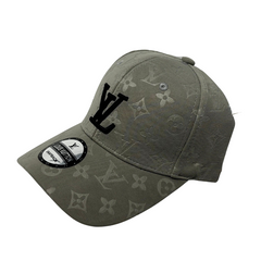 Hat-1118