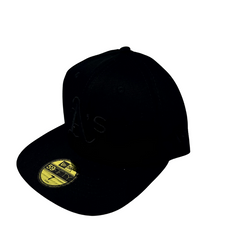 Hat-1097