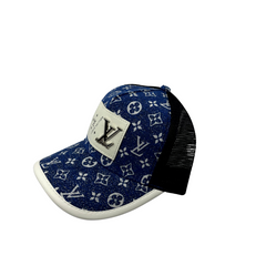 Hat-1057