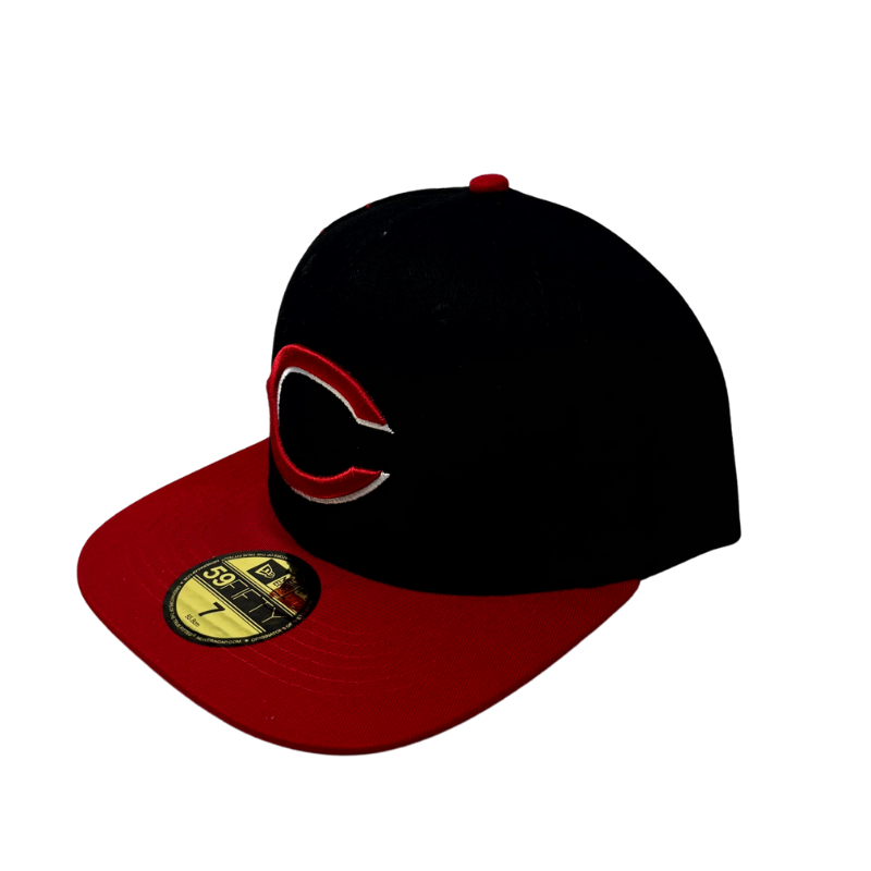 Hat-1073