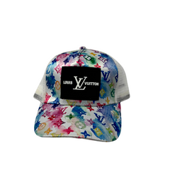 Hat-1048