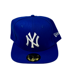 Hat-1017