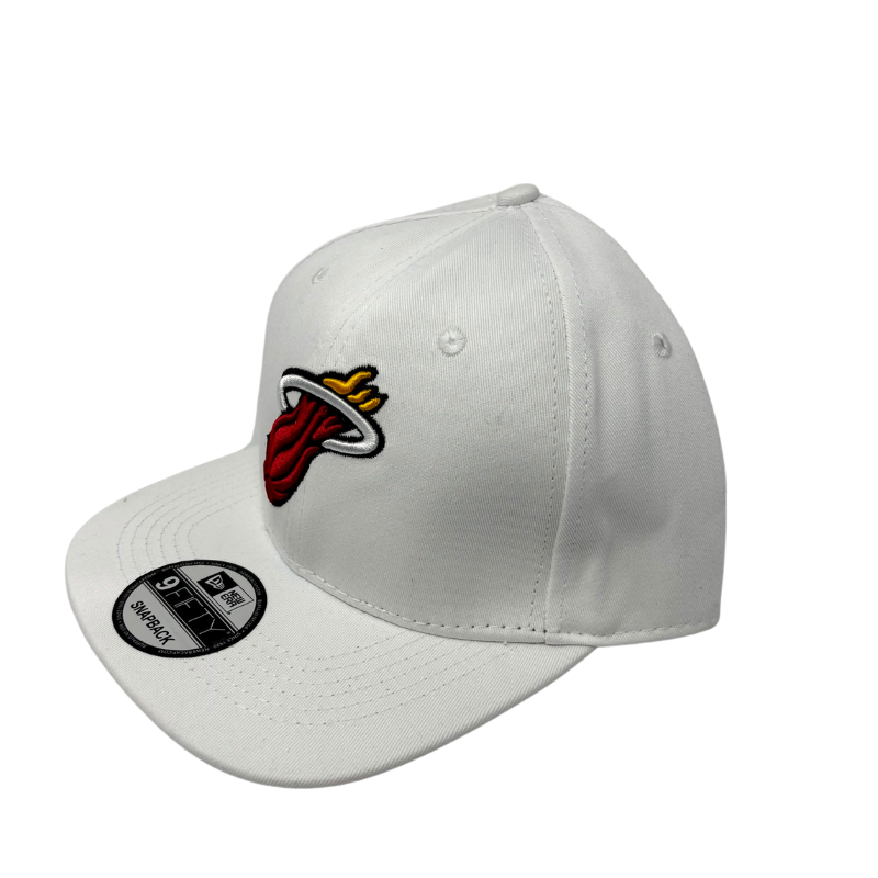 Hat-1076