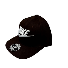Hat-1092