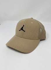 Hat-1547