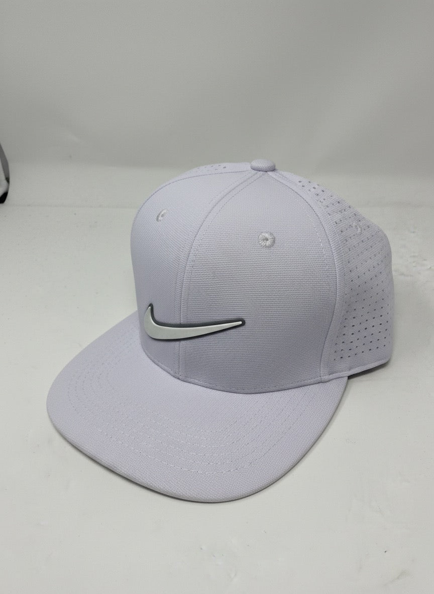 Hat-1494
