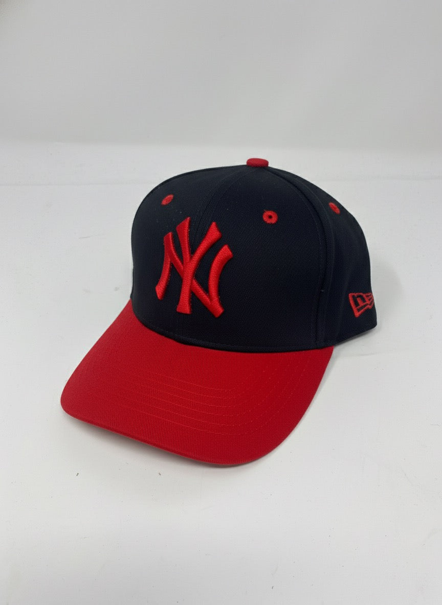 Hat-1747
