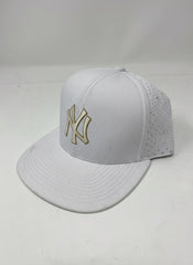 Hat-1743