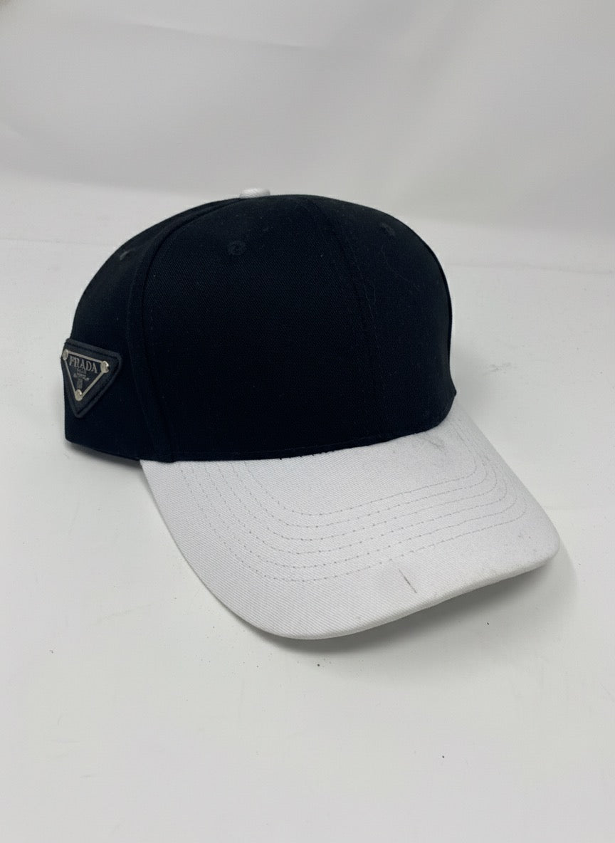 Hat-1403